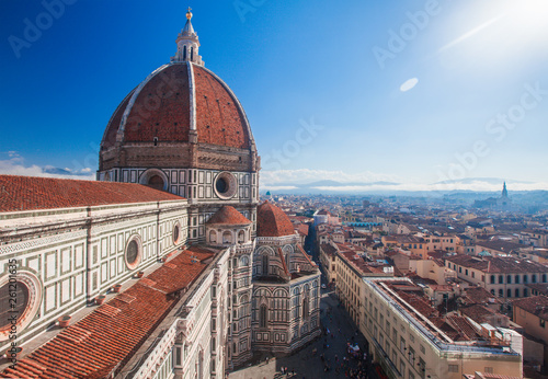 Φωτογραφία View of the Cathedral Santa Maria del Fiore in Florence, Italy