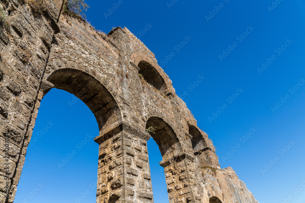 Ancient roman aqueduct