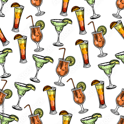 Seamless pattern of cocktails on white background.