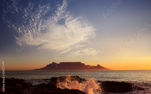 Fototapeta Naklejka Na Ścianę i Meble -  Table Mountain with clouds, Cape Town, South Africa
