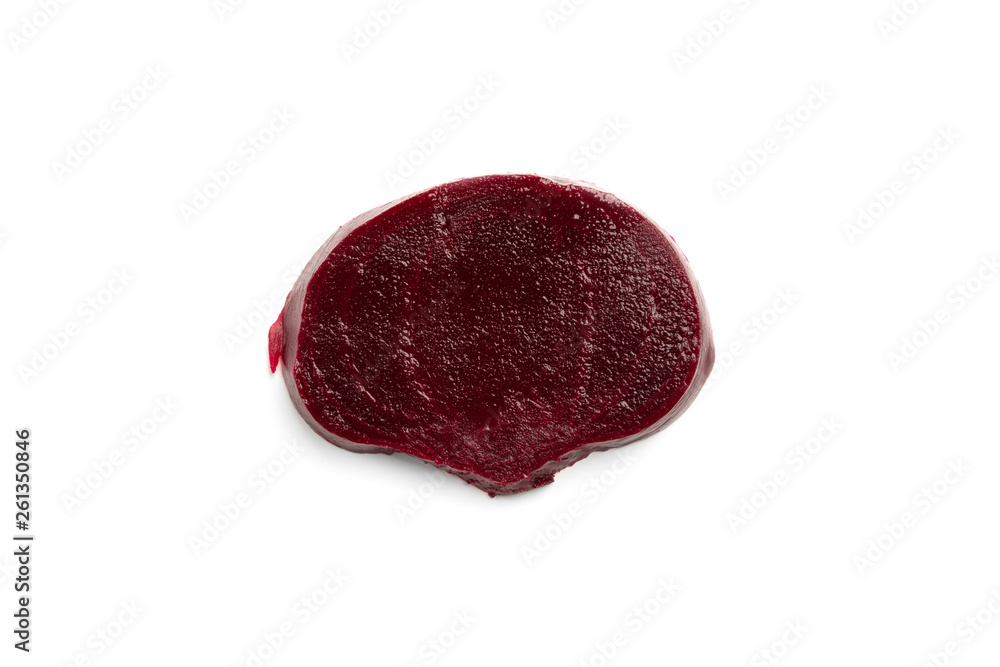 Obraz premium Boiled beet isolated on white background.