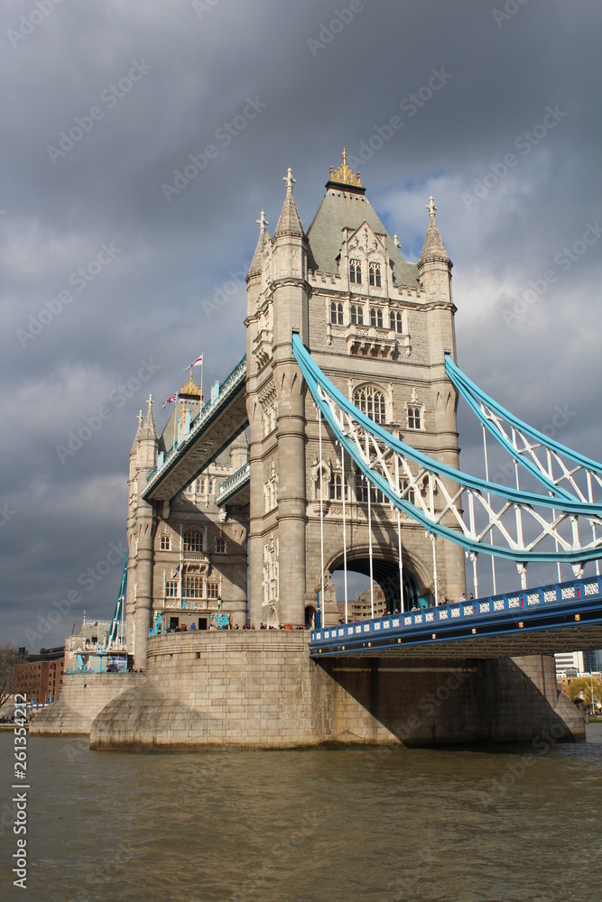 Obraz premium tower bridge in london