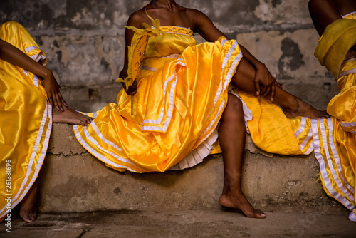 Plakat yellow skirts 