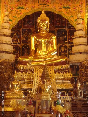 luang phor toh and chinese gods