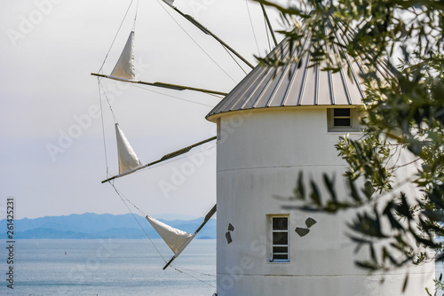 小豆島 オリーブ園 ギリシャ風車