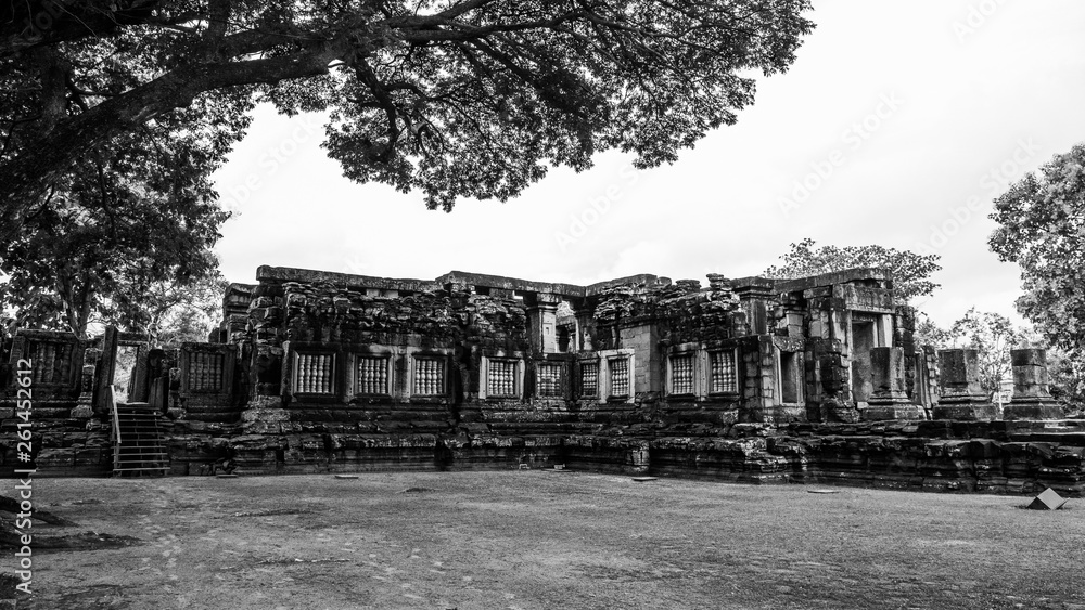 Wide angle of prasat hin phimai korat one of most popular history traveling destinaton in nakornratchasima north eastern thailand