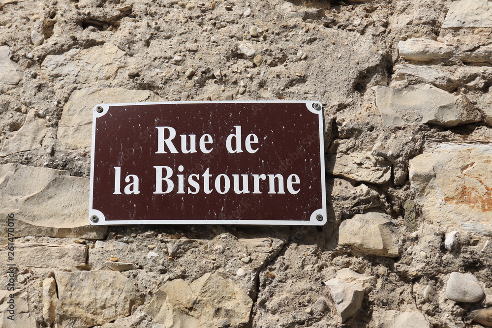 VILLAGE MEDIEVAL DE SAUZET - DROME - FRANCE VILLAGE MEDIEVAL DE SAUZET - DROME - FRANCE