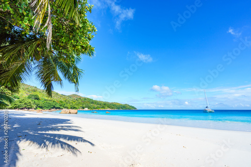 Fototapeta Naklejka Na Ścianę i Meble -  stunning paradise beach at anse lazio, praslin, seychelles 23