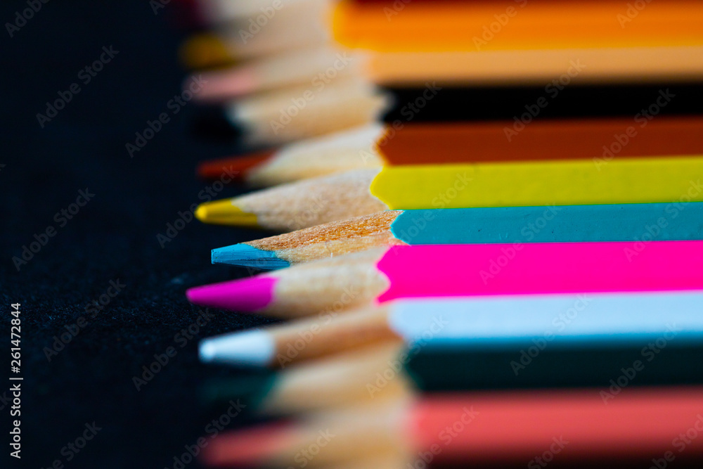 Crayons de couleurs Crayons de couleurs