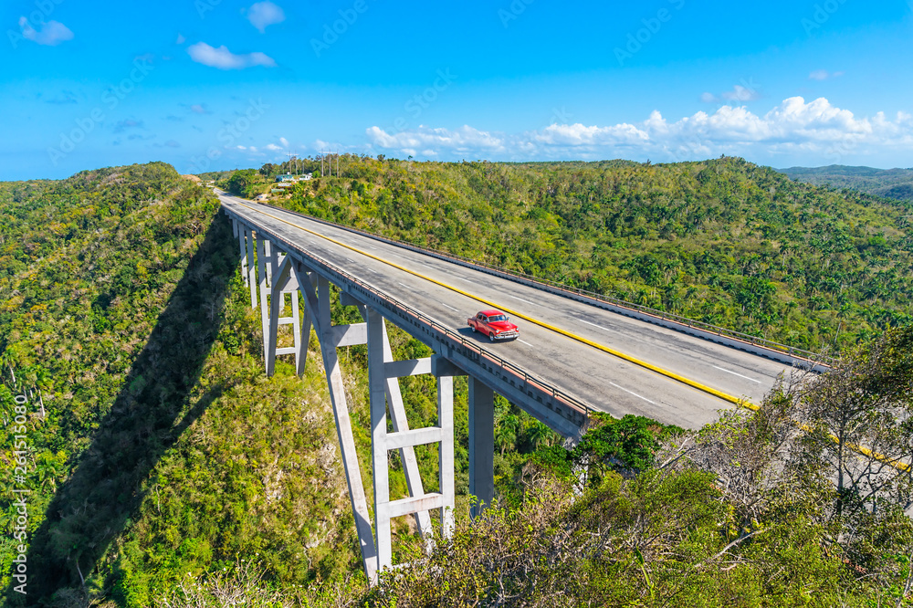 Fototapeta premium The Bridge of Bacunayagua