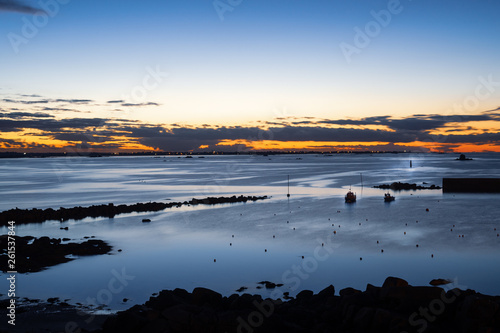 F, Bretagne, Finistére, Sonnenuntergang im Hafen von Pors Meer, Bucht von Brignogan