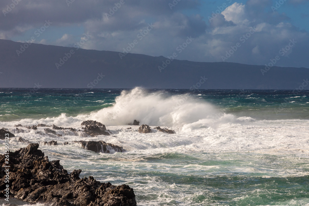 Huge waves at Kapalua Bay
