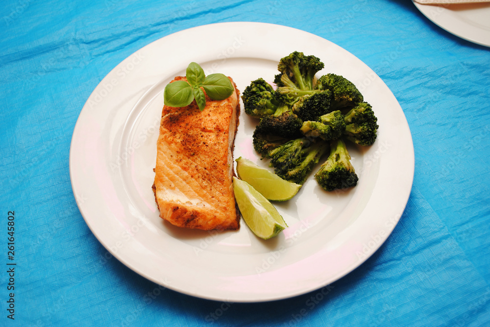 Salmon Filet with Roasted Broccoli & Lime Slices 