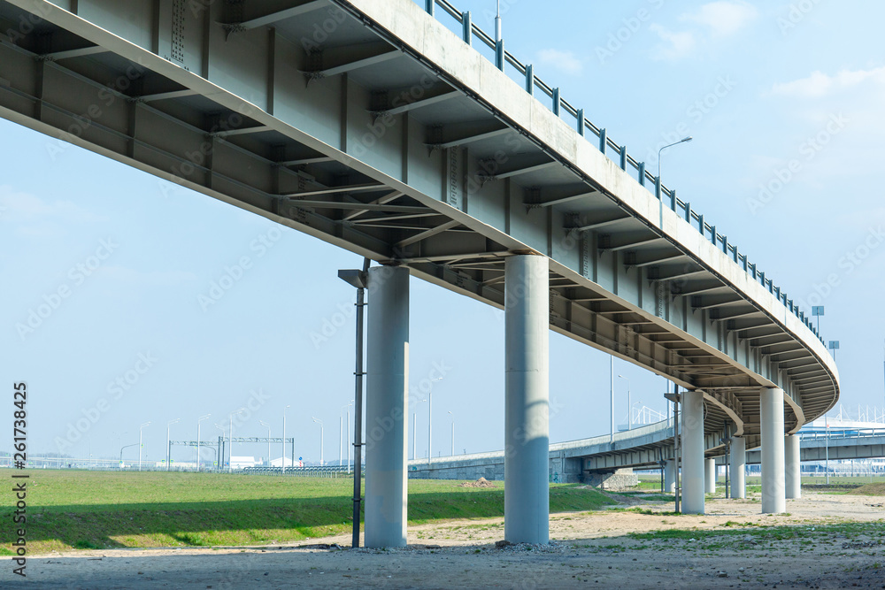 architecture and geometry of modern automobile bridge