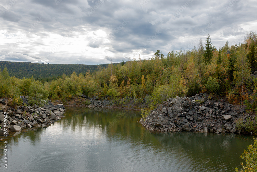 Obraz premium Panorama of lake scenes in national park Kachkanar, Russia