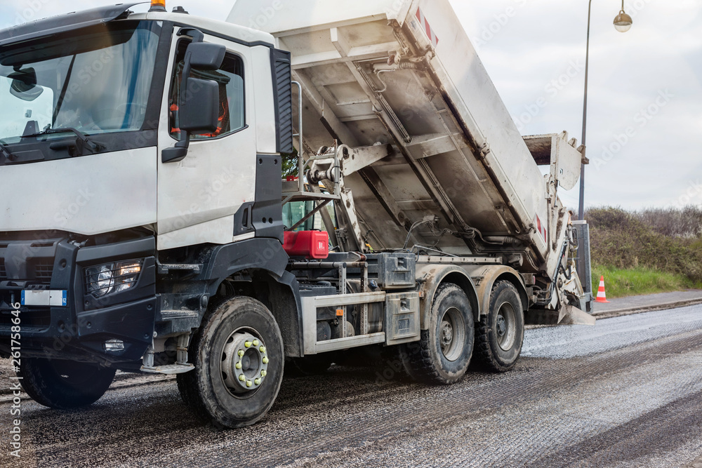 Fototapeta premium travaux de rénovation des routes