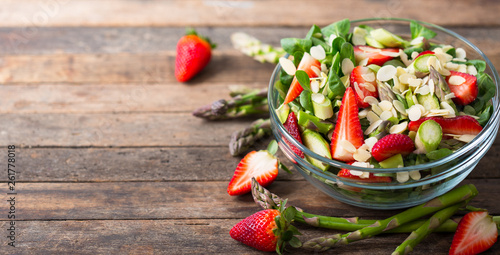 Healthy asparagus salad with strawberries