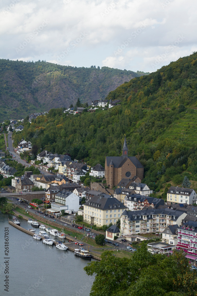 Fototapeta premium Cochem, Germany - Aug 20, 2016: Cityscape of Cochem high view from the Castle with Mosel river.