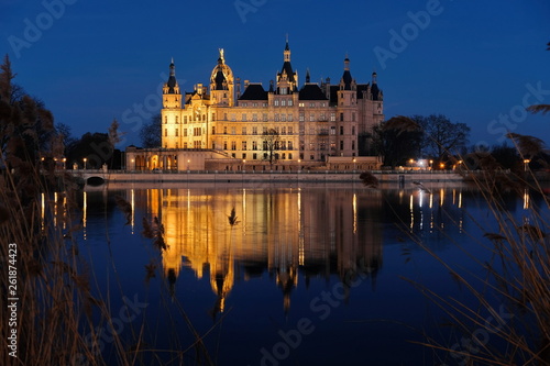 Schwerin: Schweriner Schloss am Schweriner See