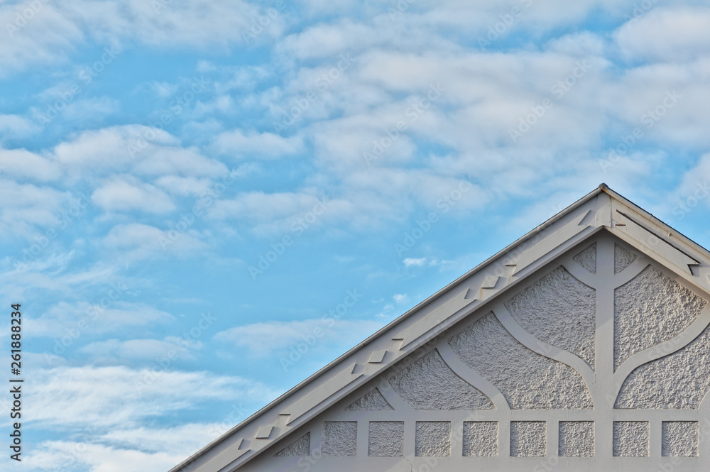 Top roof line shapes and patterns of a art deco residential home