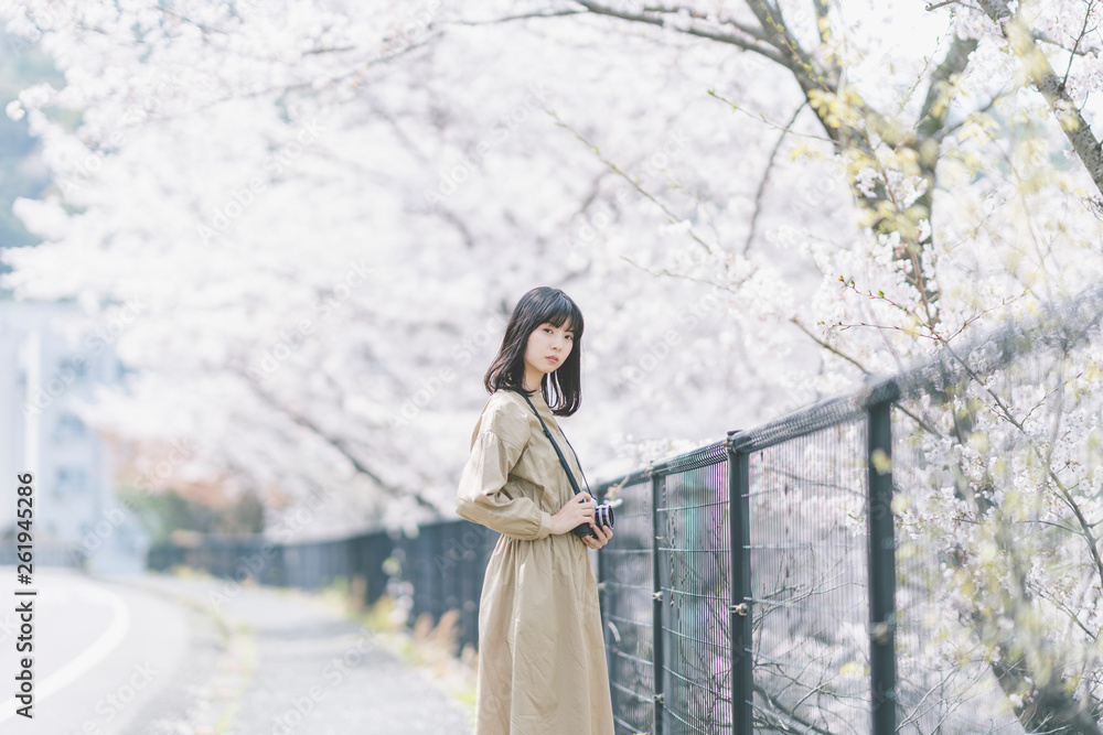 桜とカメラ女子 桜とカメラ女子