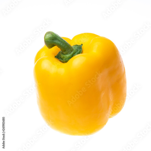 Sweet pepper isolated on wh...