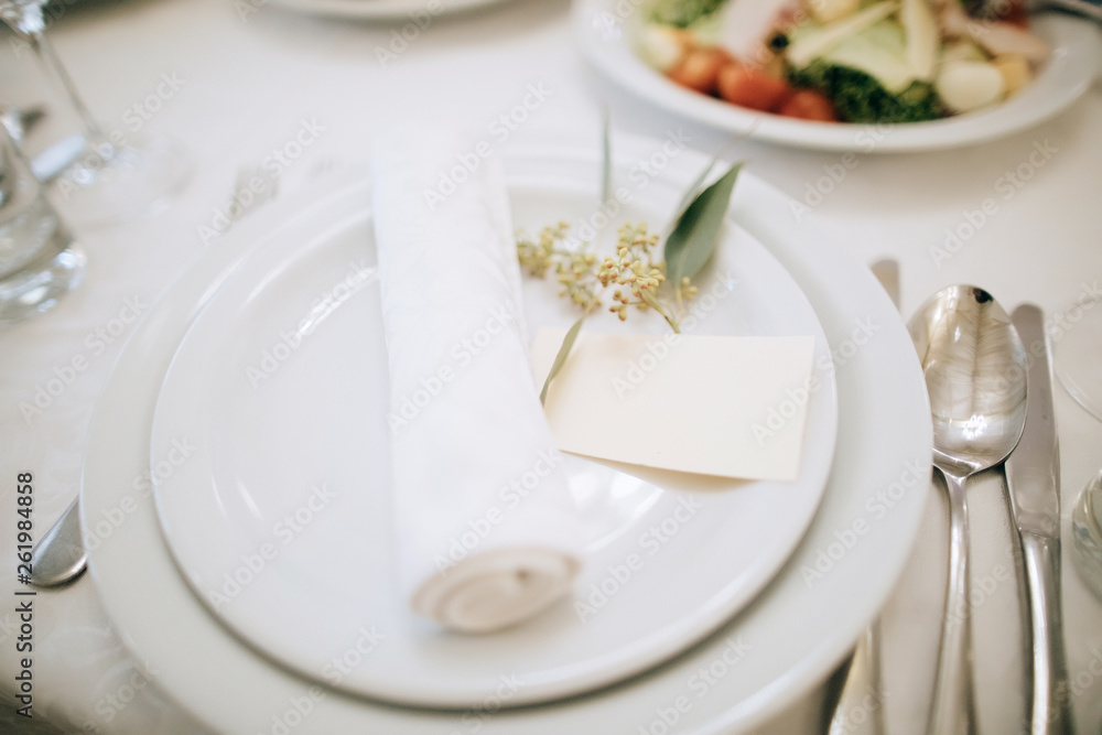 festive table setting festive table setting