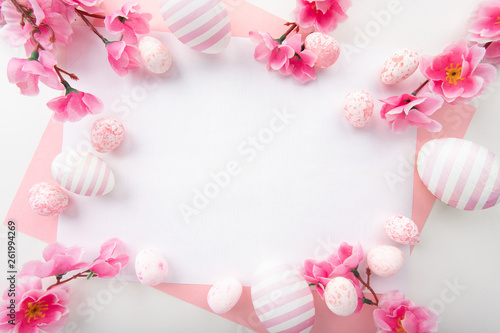 Fototapeta Naklejka Na Ścianę i Meble -  Holidays background with Easter eggs on pink table