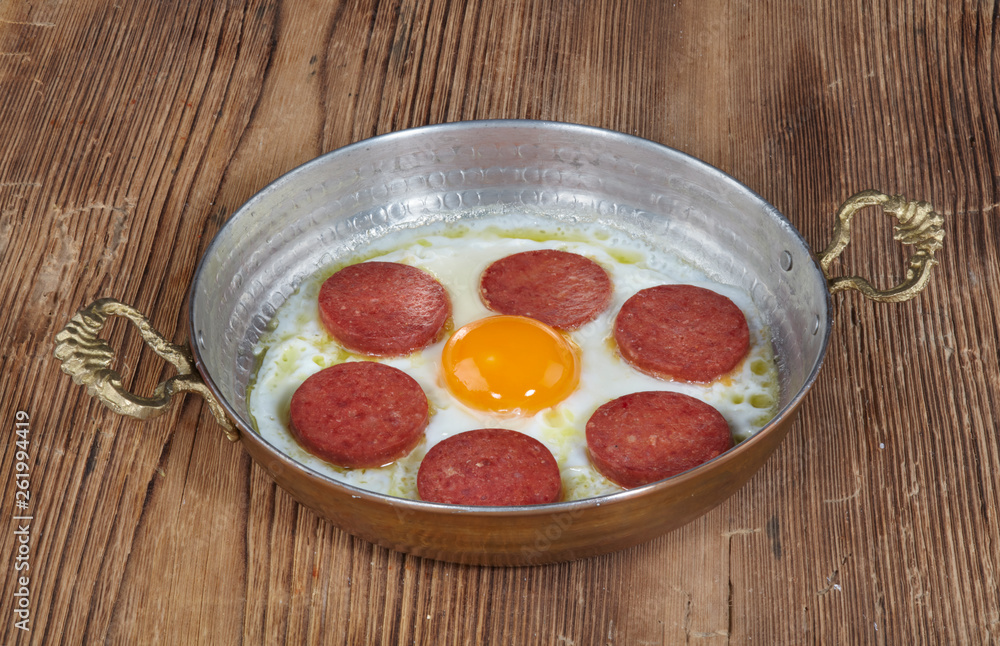 Fried Egg and Sausage isolated - sahanda yumutra Fried Egg and Sausage isolated - sahanda yumutra