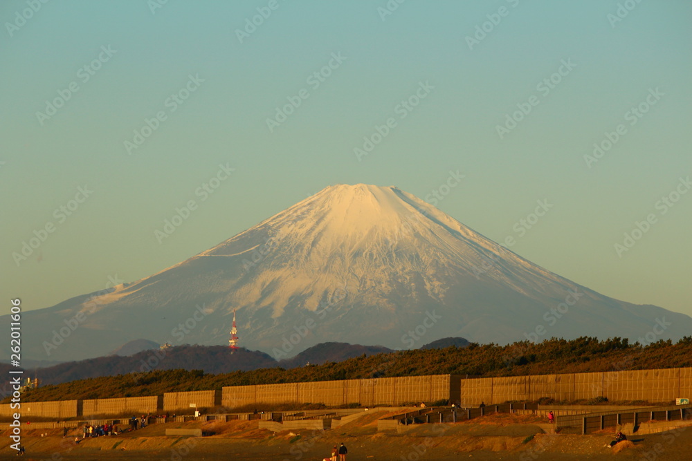 Obraz premium 早朝の富士山