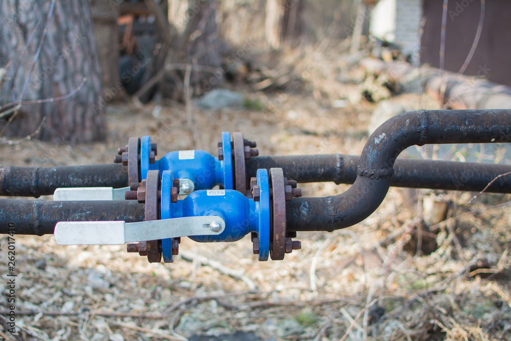 Safety valve on the pipe. Throttle on the pipes. Safety valve on the pipe. Throttle on the pipes.