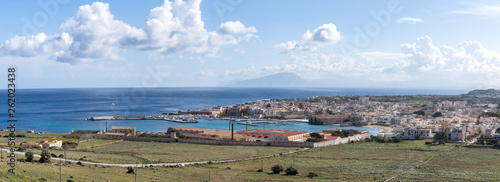 Vue panoramique de l'île de Favignana, Egadi, Sicile