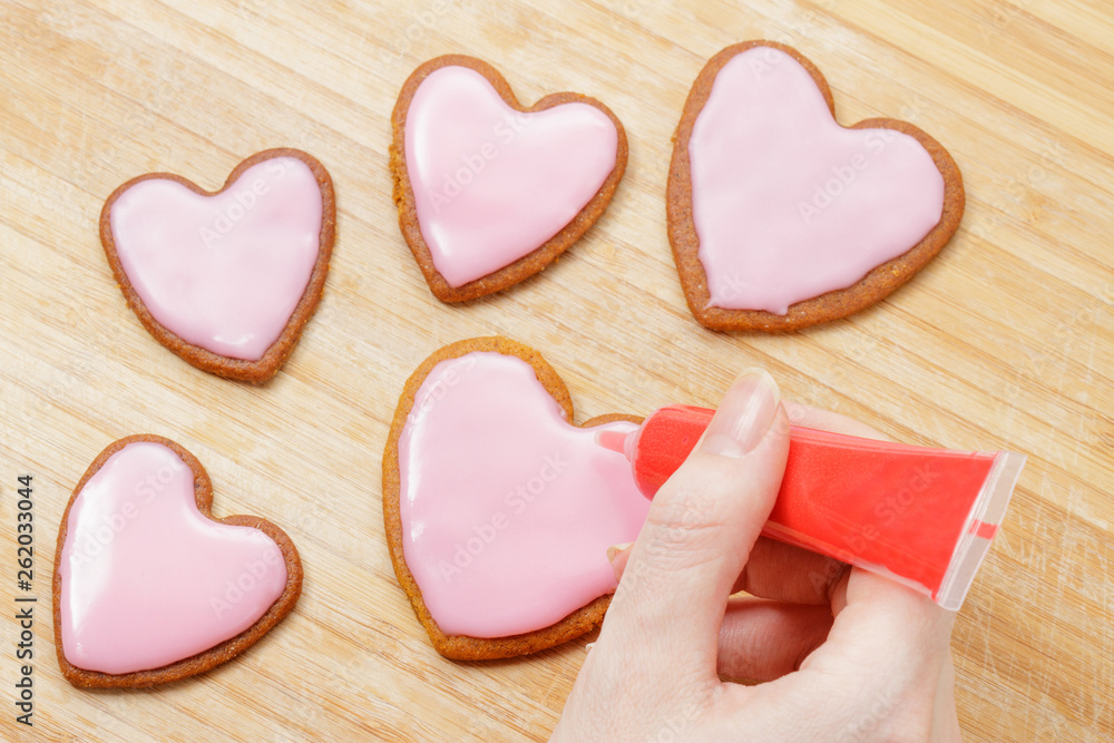 Obraz premium Cookie decorating process 