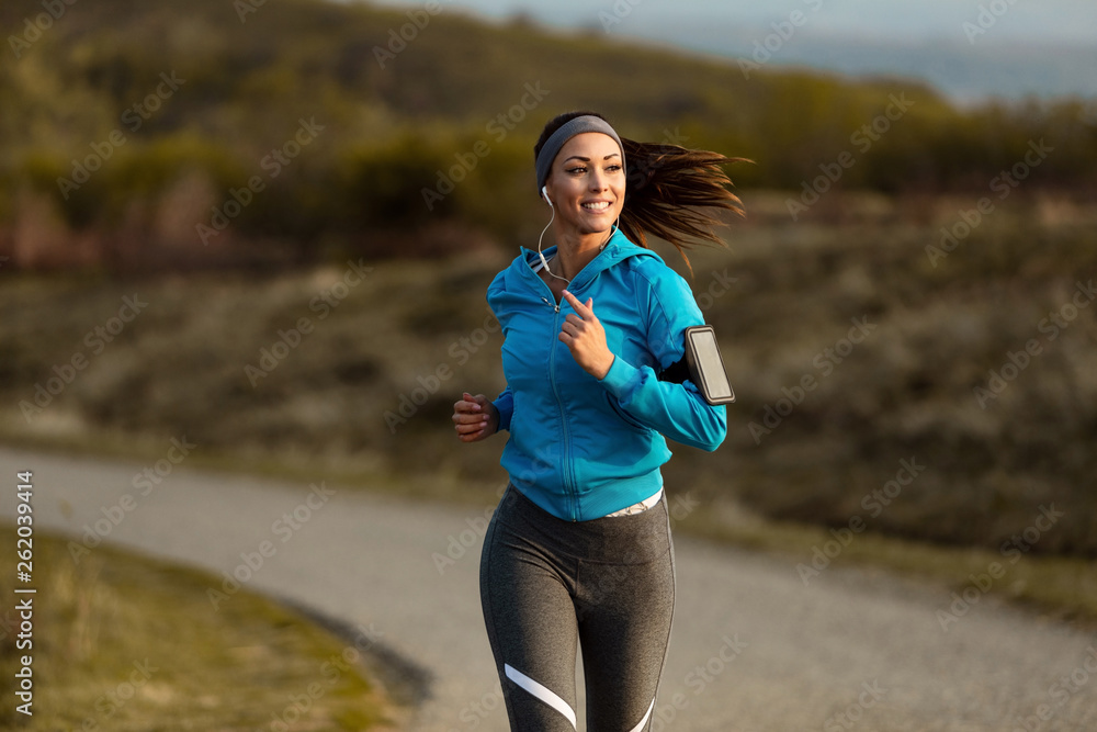 327,100+ Woman Jogging Stock Photos, Pictures & Royalty-Free Images -  iStock