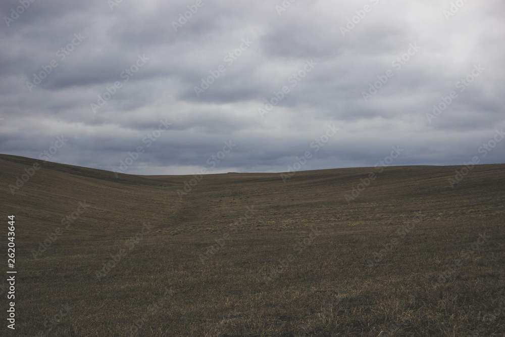 Obraz premium landscape with blue sky and clouds
