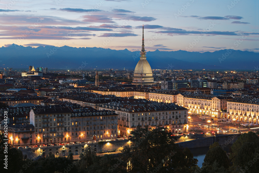 Torino - panorama con Mole Antonelliana
