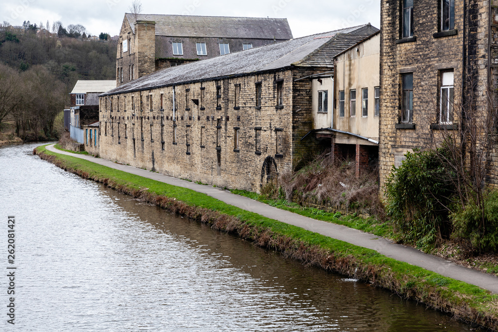 Fototapeta premium Canal towpath