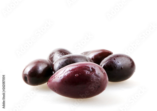 Wallpaper Mural Black Olives Isolated On White Background Torontodigital.ca