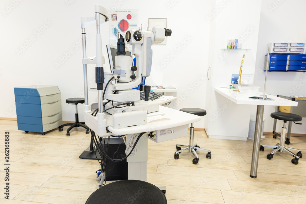 the optician, a great eyewear, cnc and eyewear, eyeglasses the optician, a great eyewear, cnc and eyewear, eyeglasses