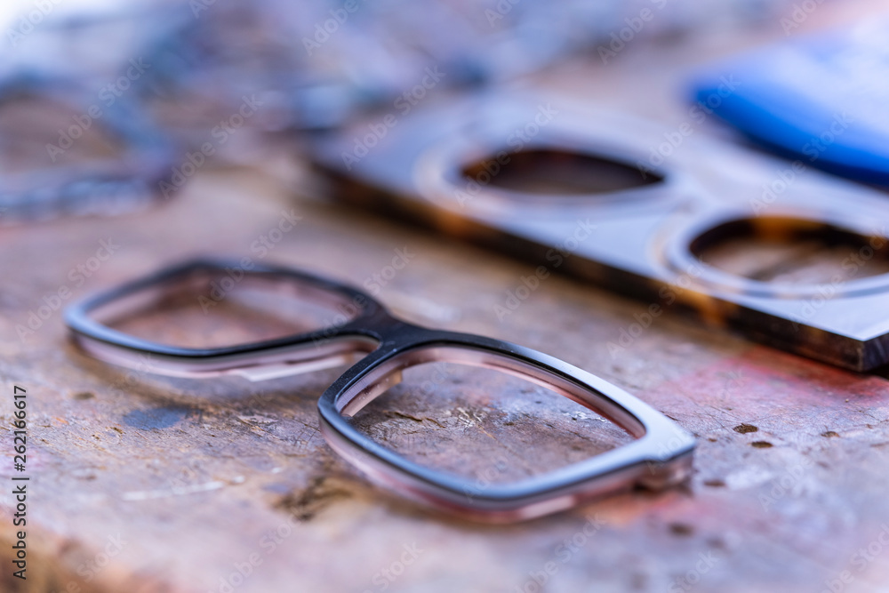 the optician, a great eyewear, cnc and eyewear, eyeglasses the optician, a great eyewear, cnc and eyewear, eyeglasses