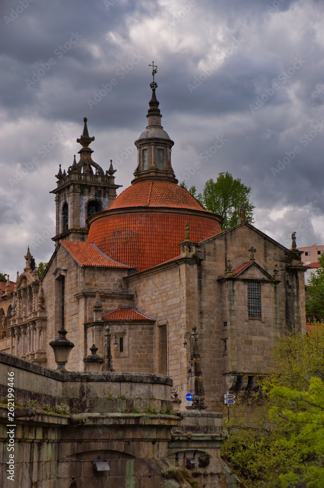 Fototapeta premium Church and Monastery of São Gonçalo in Amarante, Portugal In 1540, John III of Portugal ordered the construction of a new temple, based on a hermitage built during the 13th century by Gonçalo de Amar