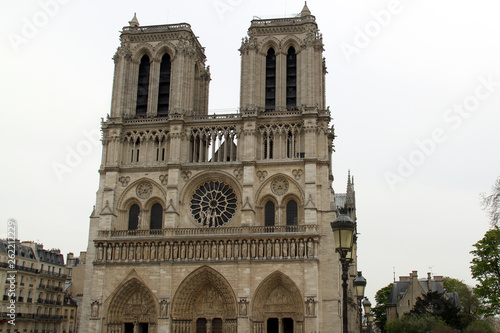 cathedral of notre dame in paris