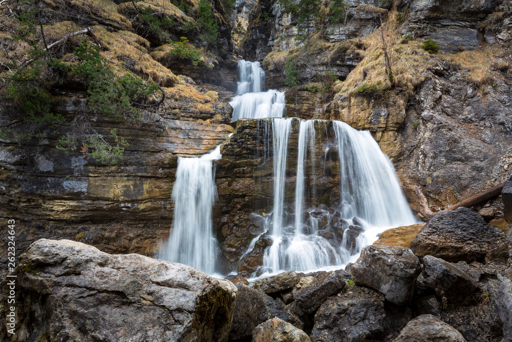 Fototapeta Cow Escape Waterfalls at Farchant