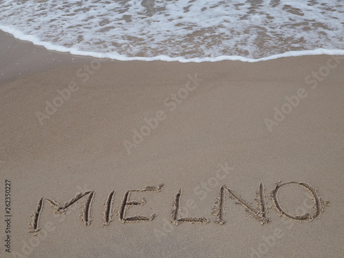 Plaża Mielno, tekst na plaży
