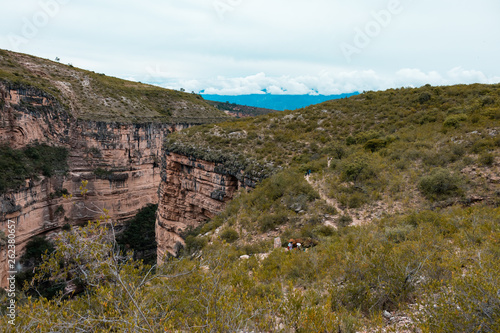 gran cañón en el altiplano  toro toro Bolivia Grand Canyon © robertokenapp
