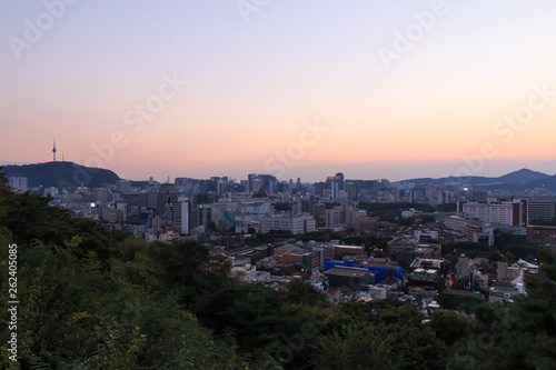  땅거미진 서울 풍경 (석양, 황혼이 아름다운 서울 풍경) © van_sinsy
