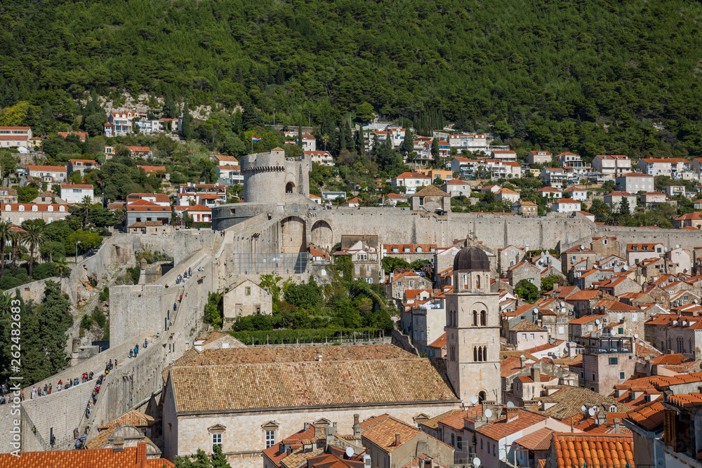 Stadtmauer rund um die Altstadt von Dubrovnik