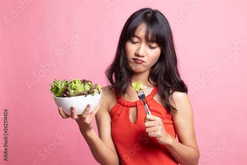 Asian woman hate salad.