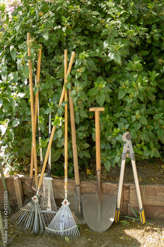urban garden tool