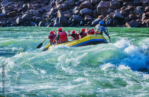 Obraz na plátne White water river rafting in Rishikesh, India